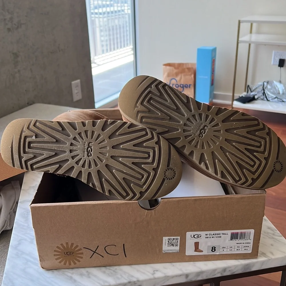 UGG classic tall boots - Picture 8 of 8